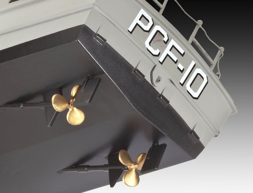 Быстроходный патрульный катер US Navy Swift Boat (PCF) 1:48, Revell, 05122