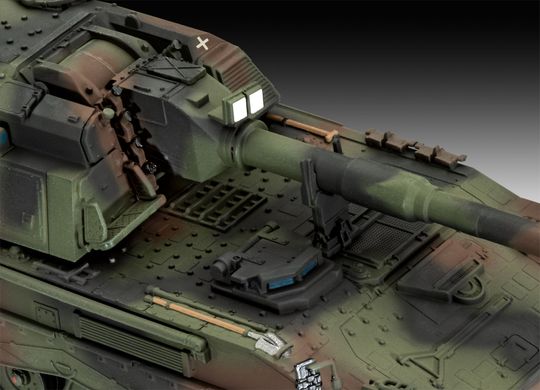 Броньована гаубиця Panzerhaubitze 2000, 1:72, Revell, 03347 (Збірна модель)