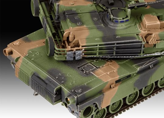Танк Abrams M1A1 AIM(SA) / M1A2 , 1:72, Revell, 03346 (Збірна модель)