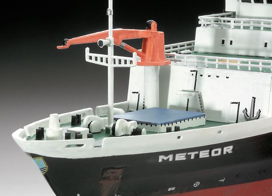 Исследовательское судно "Meteor" 1:300, Revell, 05218 (Сборная модель)